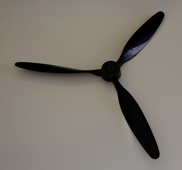 (image for) G-Mot 233mm dia. (9.25") 3-blades Plastic Propeller ea.